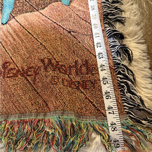 Walt Disney World Tapestry Woven Throw-  Mickeys Holiday - Picture 3 of 4